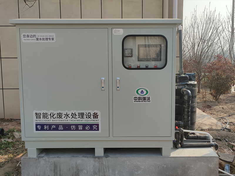 室外防雨好色先生APP苹果手机污水处理设备